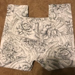 Lululemon crop wunder under size 10